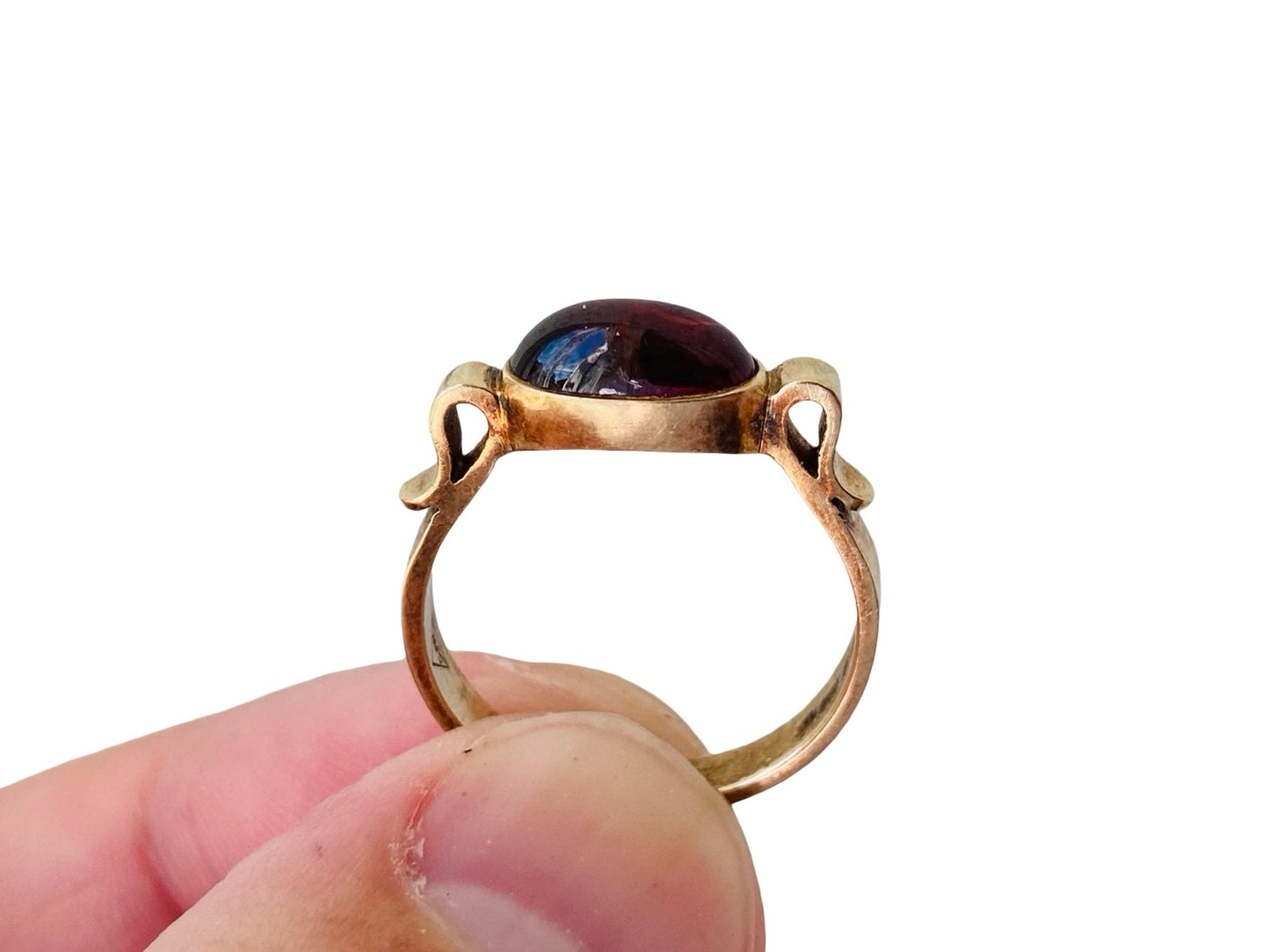 Vintage 9ct Gold Garnet Ring