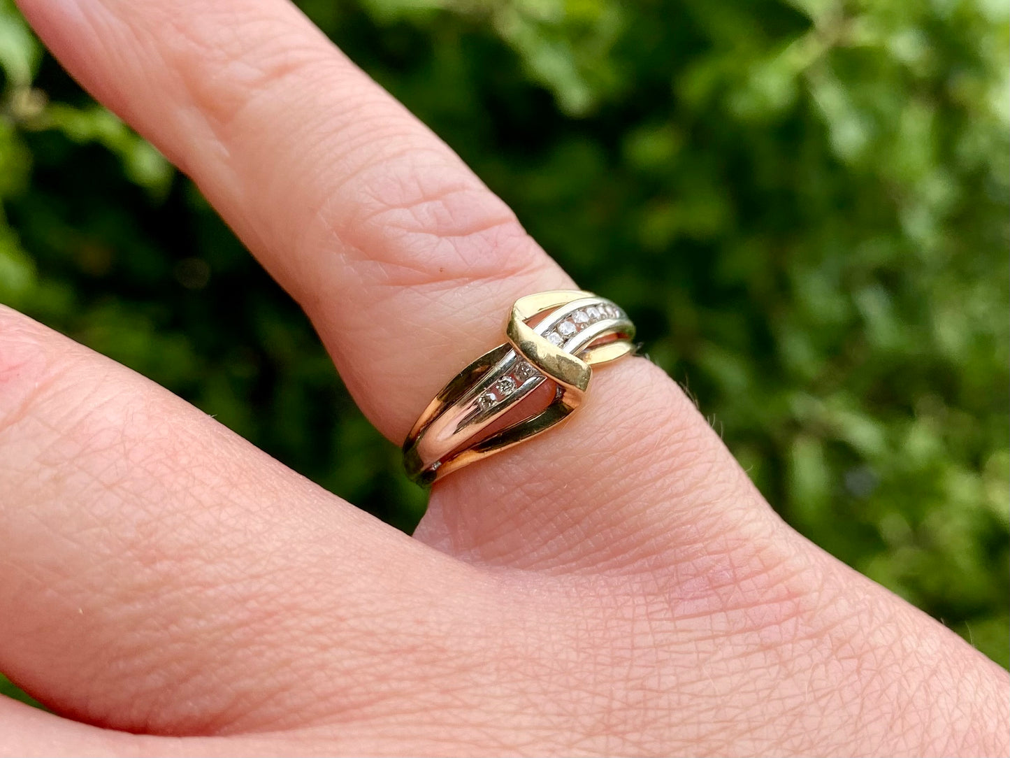 9ct Gold Diamond Ring