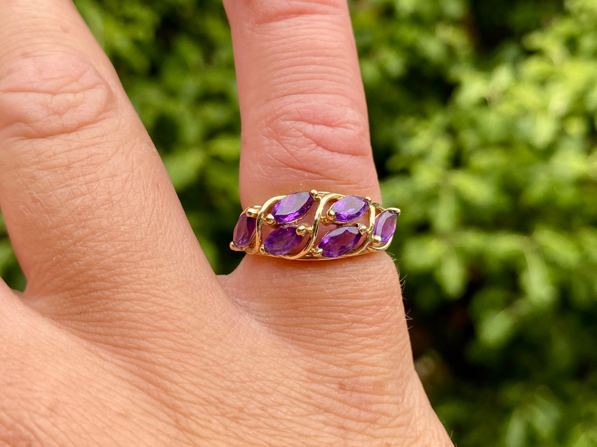 9ct Gold Amethyst Ring