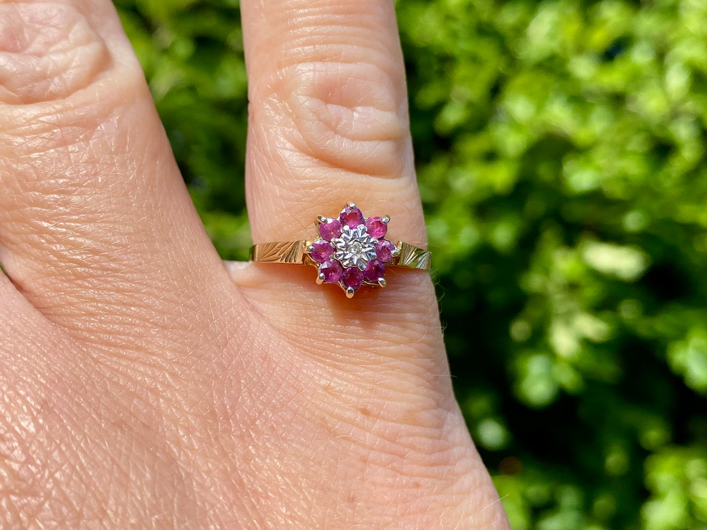 9ct Gold Ruby & Diamond Ring