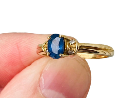 9ct Gold Sapphire & Diamond Ring