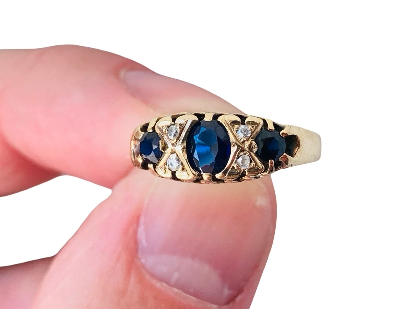 Vintage 9ct Gold Sapphire & Diamond Ring
