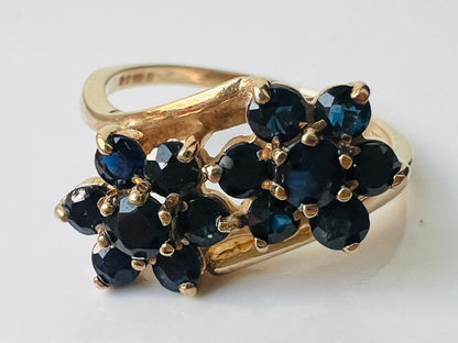 Vintage 9ct Gold Sapphire Double Daisy Ring