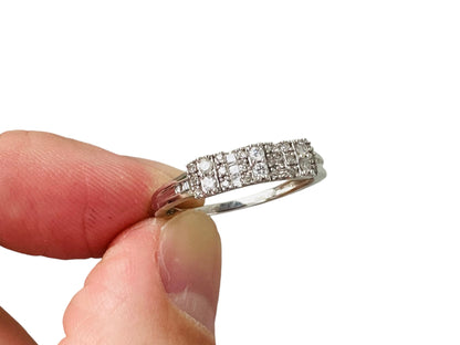 9ct Gold Diamond Ring