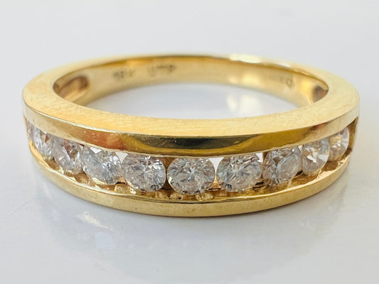 18ct Gold Ten-Stone Diamond Ring