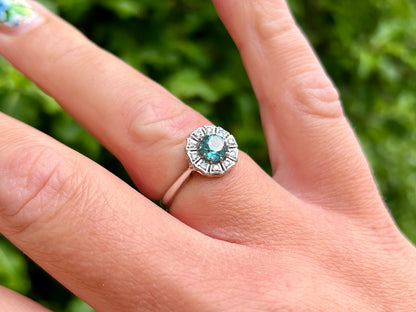 Antique 18ct Gold Zircon & Diamond Ring
