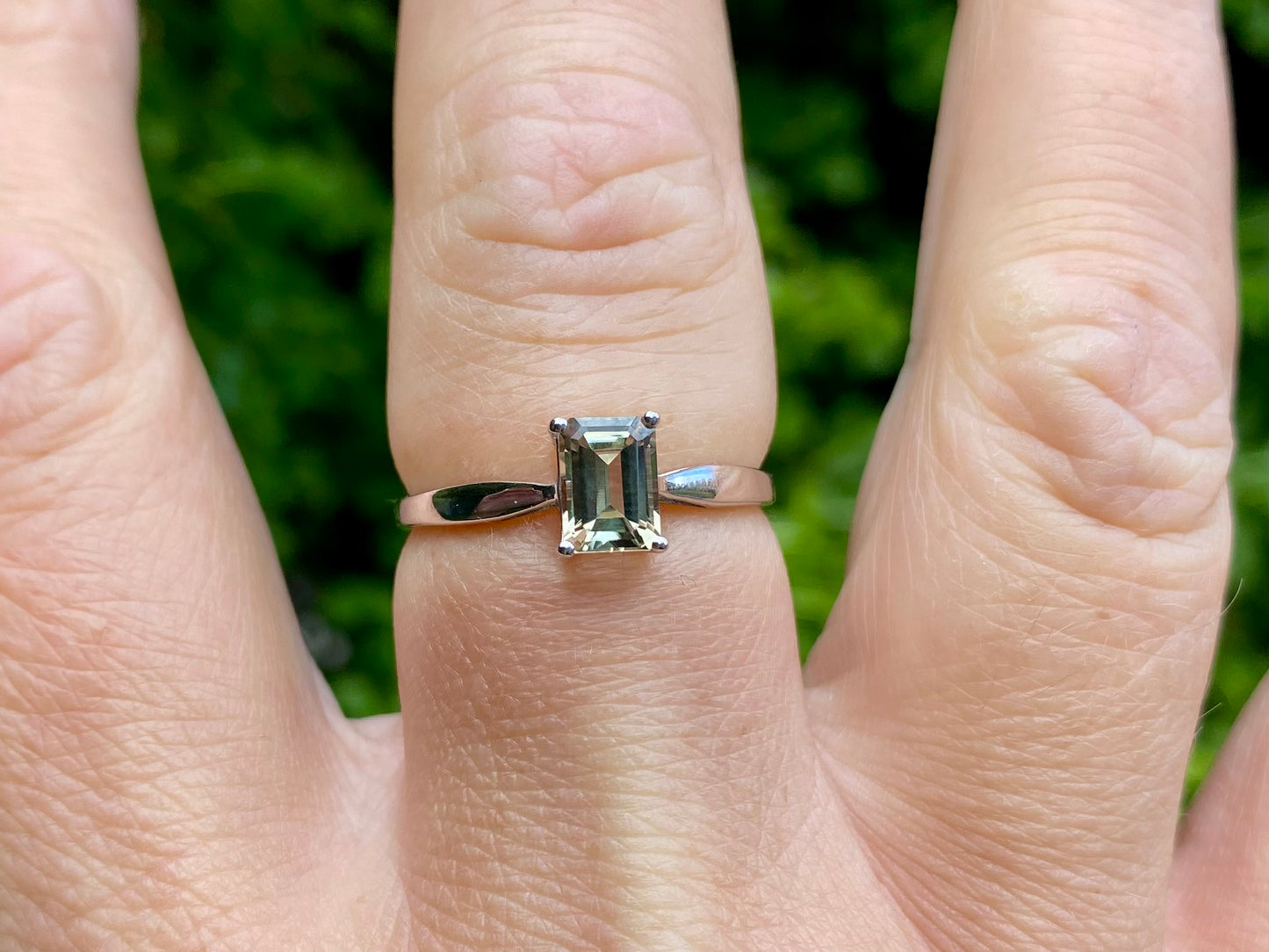 9ct Gold Lemon Topaz Ring
