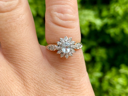9ct Gold Aquamarine & Diamond Ring