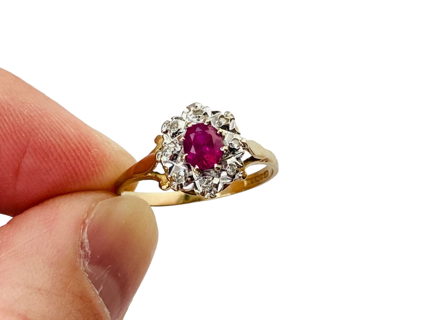 Vintage 9ct Gold Ruby & Diamond Ring