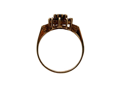 Vintage 9ct Gold Garnet Ring