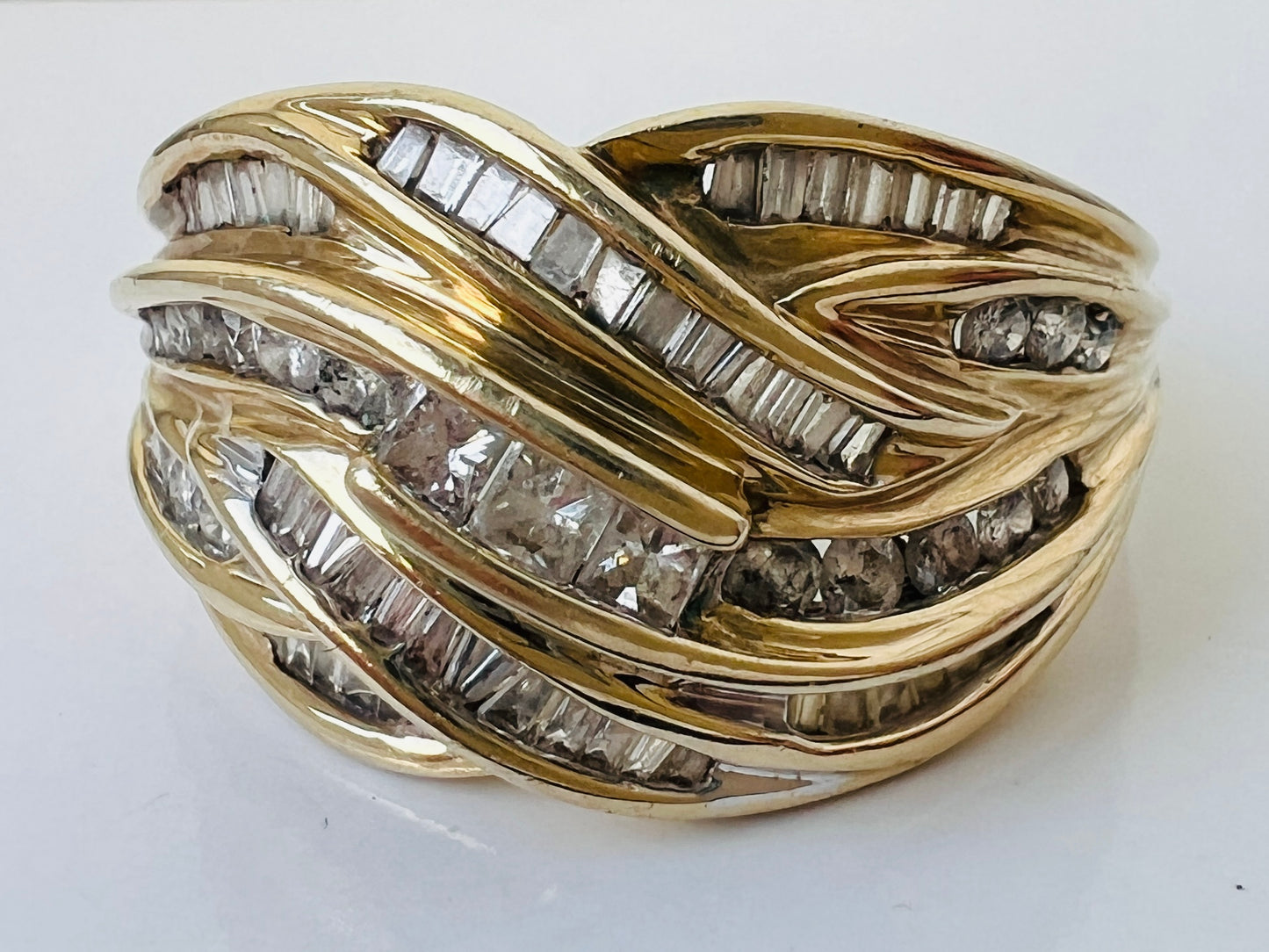 9ct Gold Diamond Ring