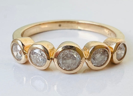 9ct Gold Diamond Ring