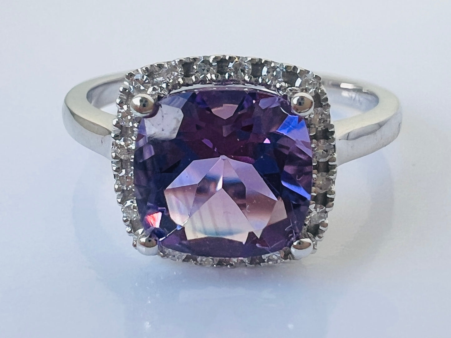 9ct Gold Amethyst & Diamond Halo Ring