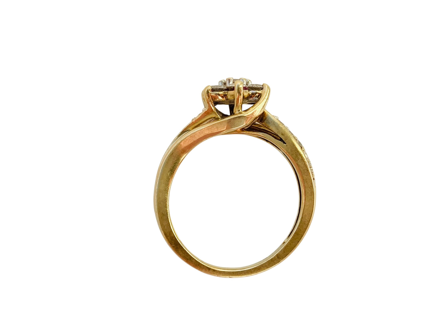 9ct Gold 0.65ct Diamond Daisy Ring
