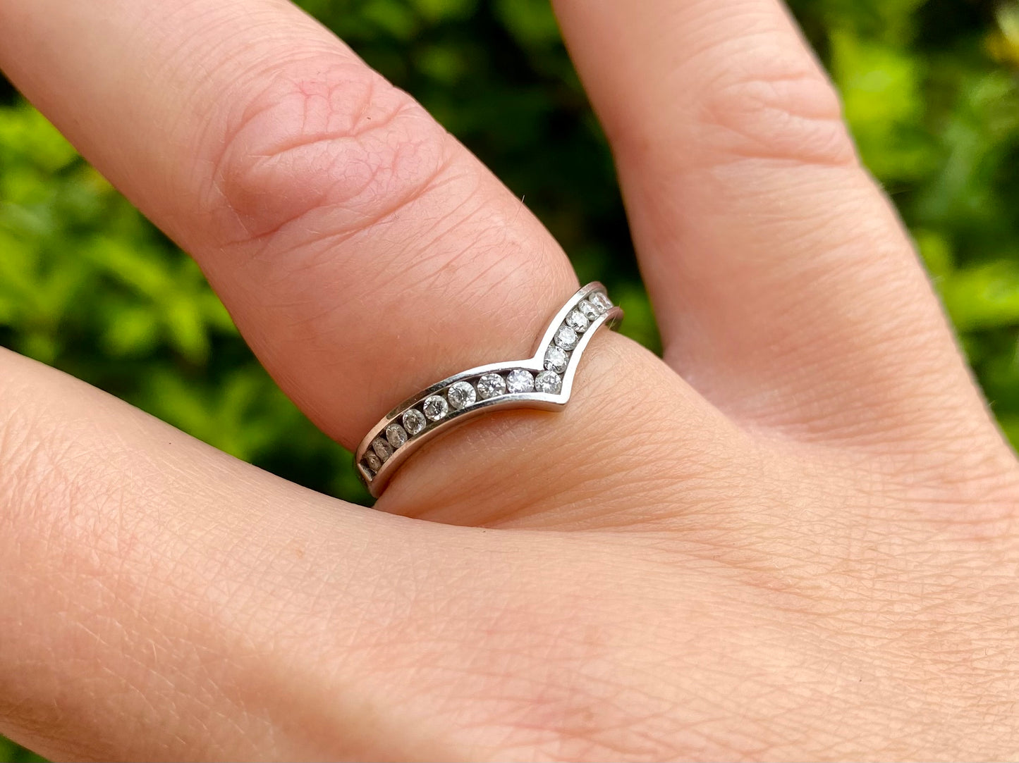 18ct Gold Diamond Wishbone/Chevron Ring