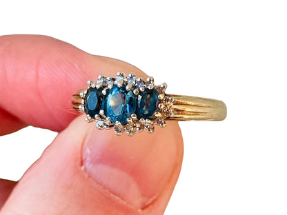 Vintage 9ct Gold Topaz & Diamond Ring