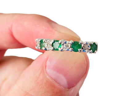 9ct Gold Emerald & Diamond Ring