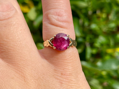 9ct Gold Ruby Ring