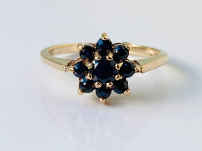 Vintage 9ct Gold Sapphire Ring