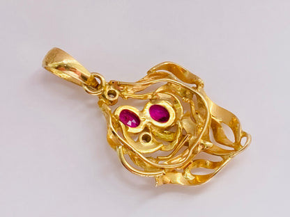 Vintage 14ct Gold Ruby & Diamond Pendant