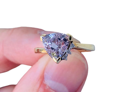 9ct Gold Kunzite & Diamond Ring