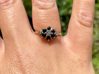9ct Gold Sapphire & Diamond Ring