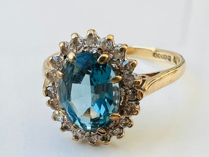 Vintage 9ct Gold Topaz & Diamond Ring