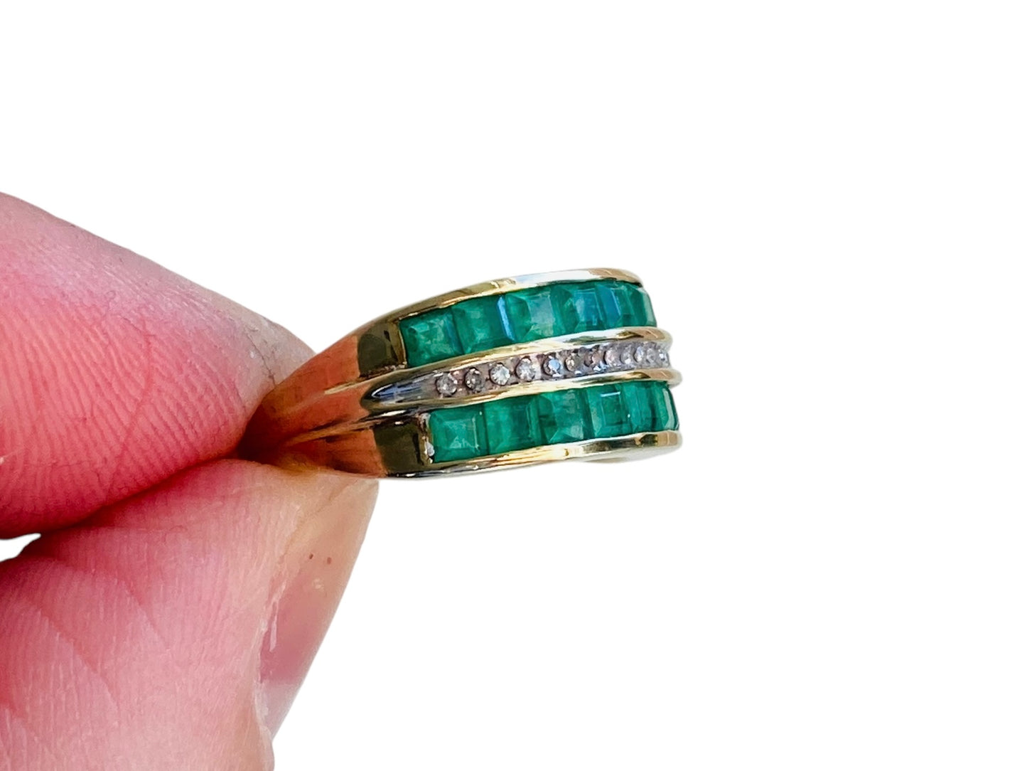 9ct Gold Emerald & Diamond Ring