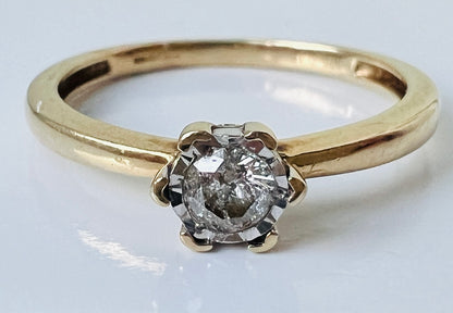 9ct Gold Diamond Ring