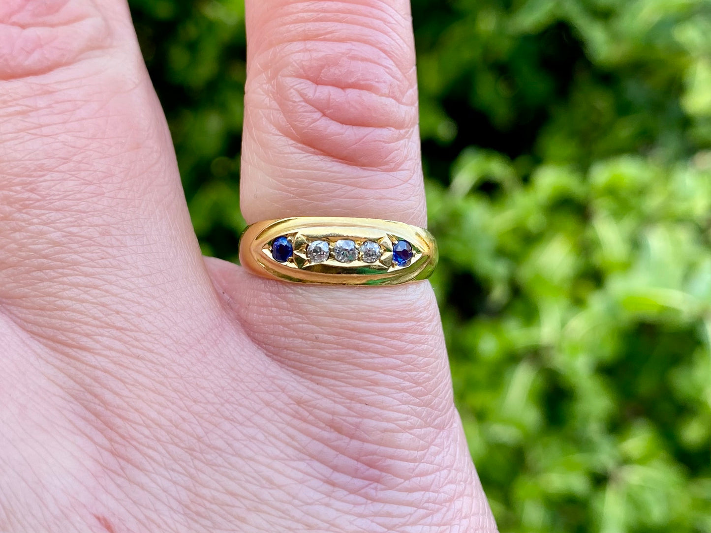 Antique Victorian 18ct Gold Sapphire & Diamond Ring
