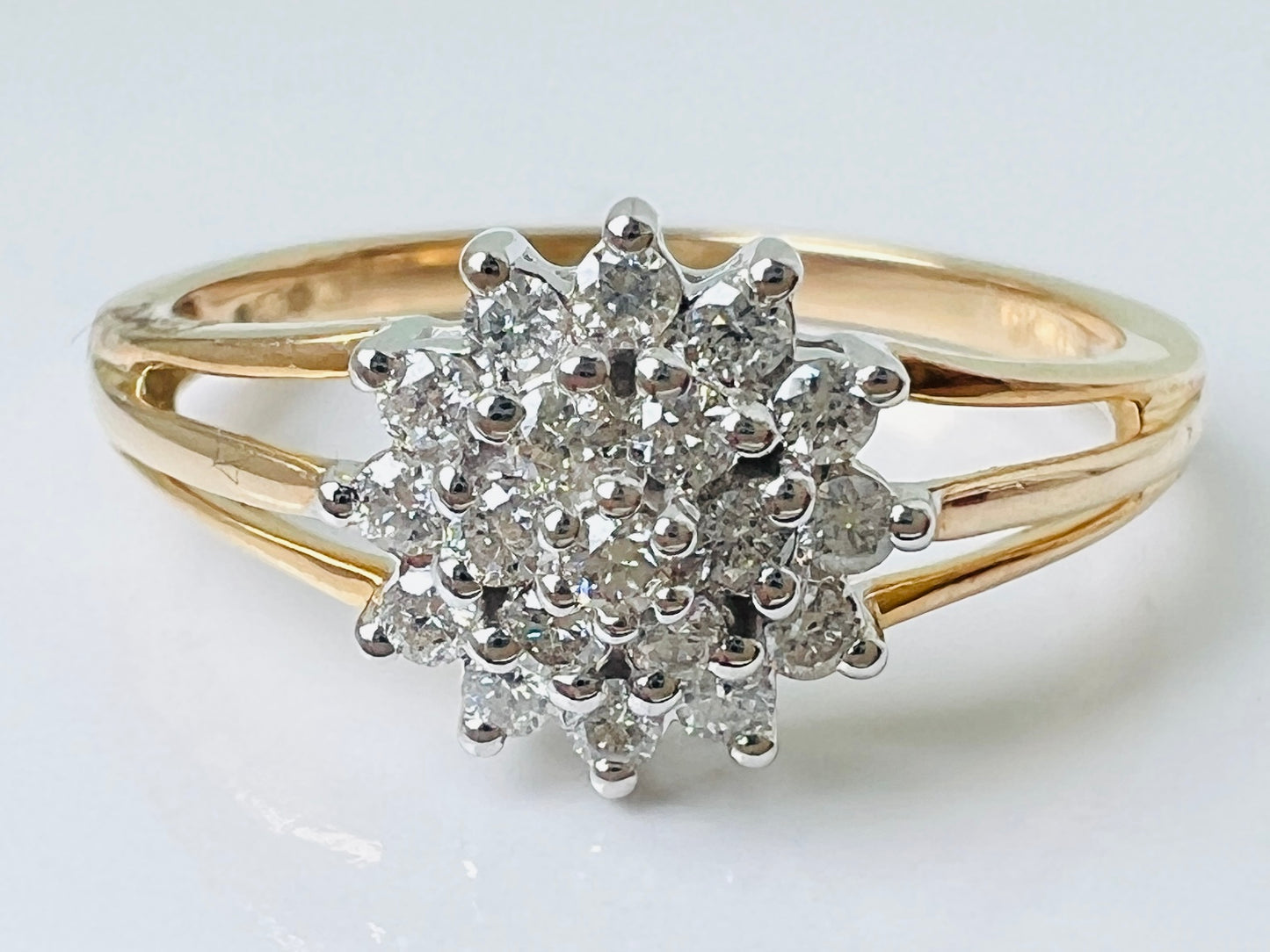 9ct Gold Diamond Ring