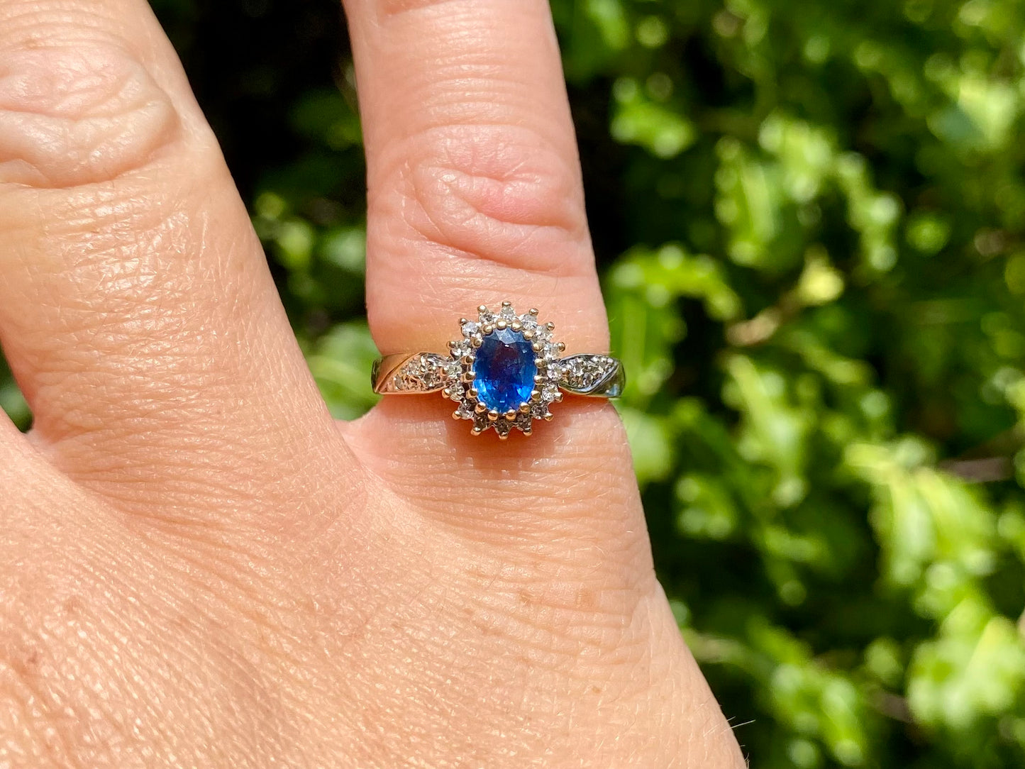Vintage 9ct Gold Sapphire & Diamond Ring