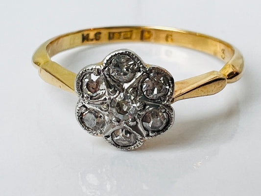 Antique 18ct Gold Diamond Daisy Ring