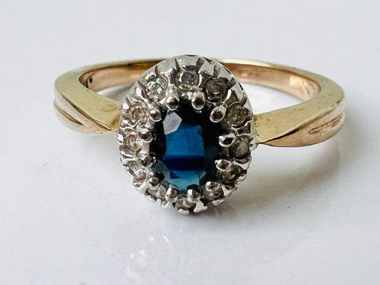Vintage 9ct Gold Sapphire & Diamond Ring