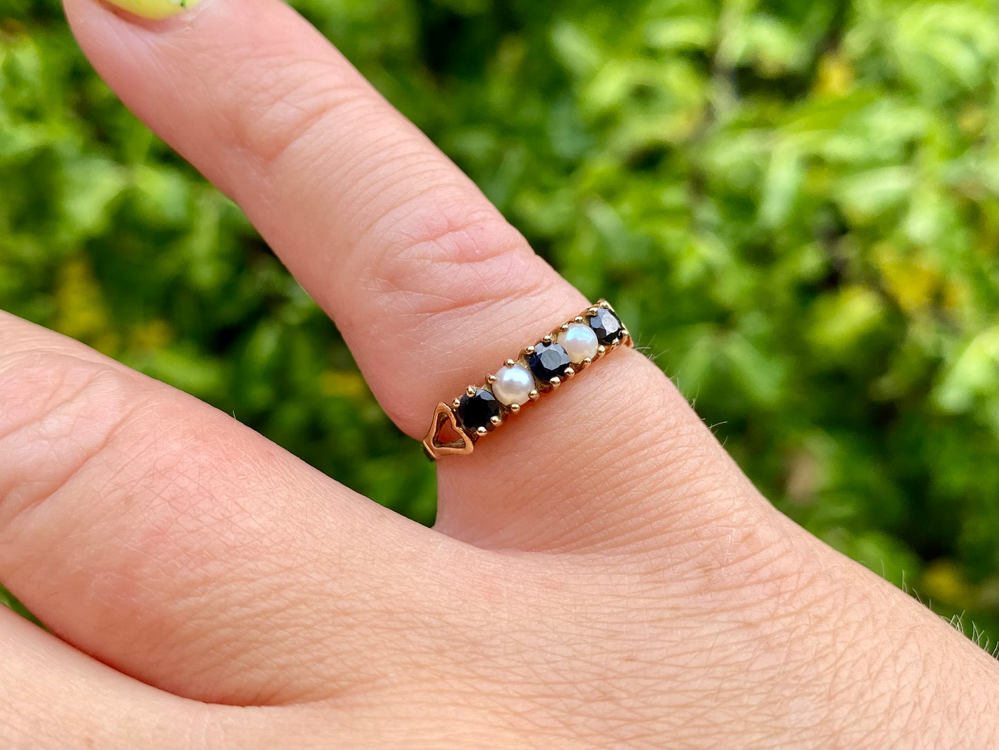 Vintage 9ct Gold Sapphire & Pearl Ring