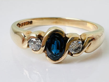 Vintage 9ct Gold Sapphire & Diamond Ring