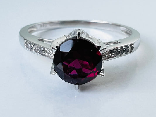 9ct Gold Rhodolite Garnet & White Zircon Ring