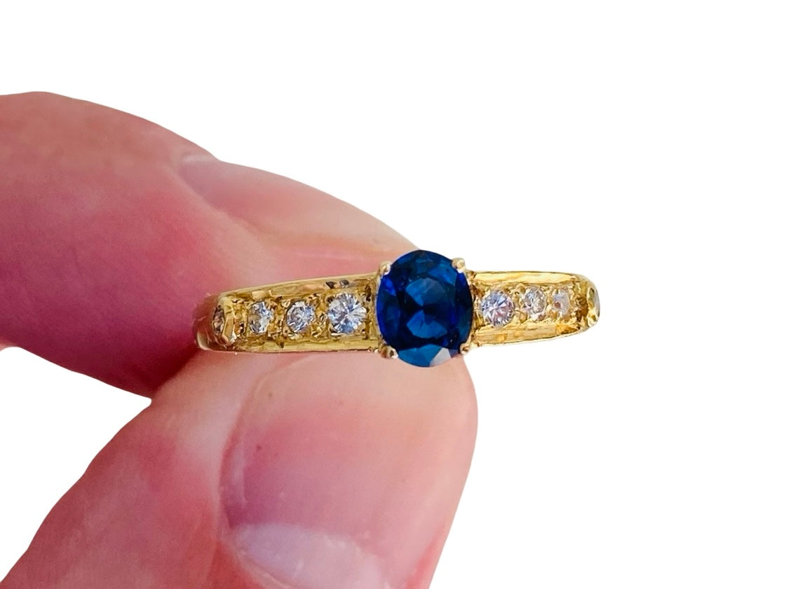 18ct Gold Sapphire & Diamond Ring