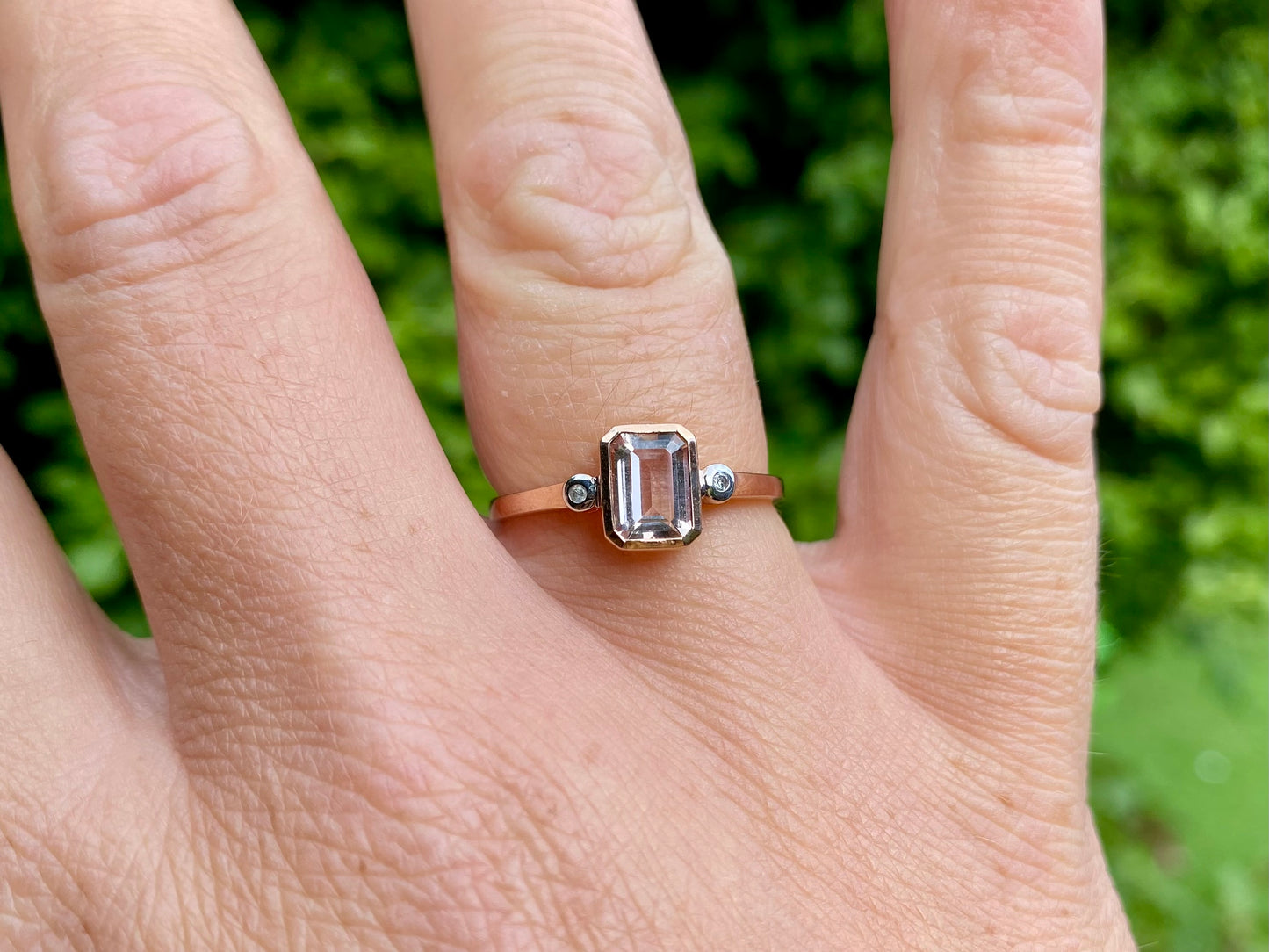 9ct Gold Morganite & Diamond Ring