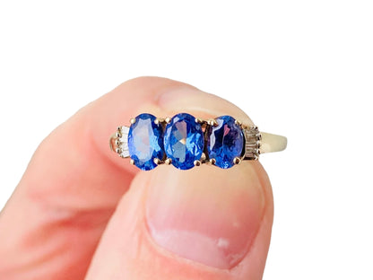 9ct Gold Tanzanite & Diamond Ring