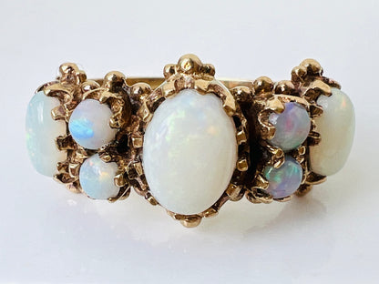 Vintage 9ct Gold Opal & Diamond Ring