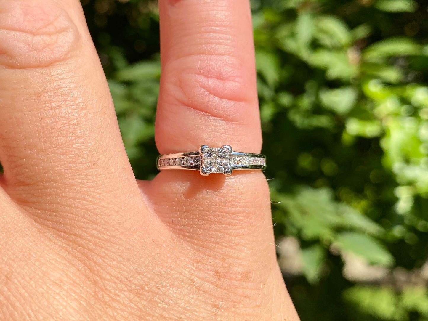 18ct Gold Diamond Ring
