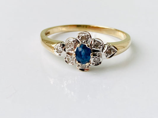 9ct Gold Sapphire & Diamond Ring