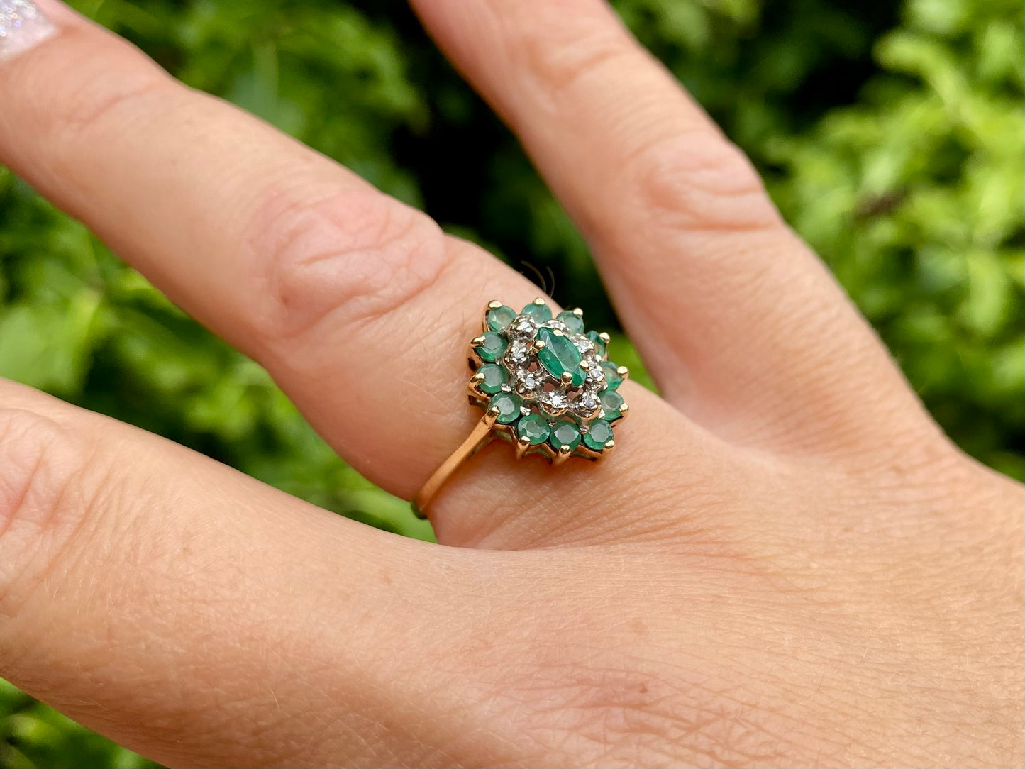 Vintage 9ct Gold Emerald & Diamond Ring