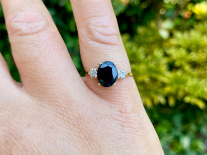Vintage 9ct Gold Sapphire & Diamond Ring