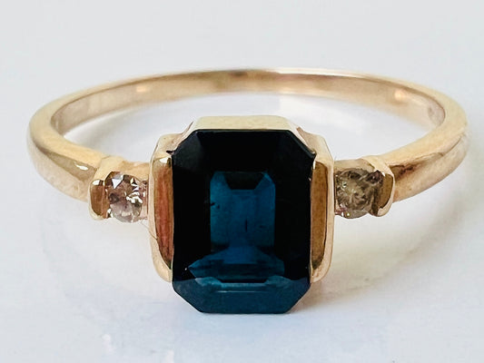 9ct Gold Sapphire & Diamond Ring