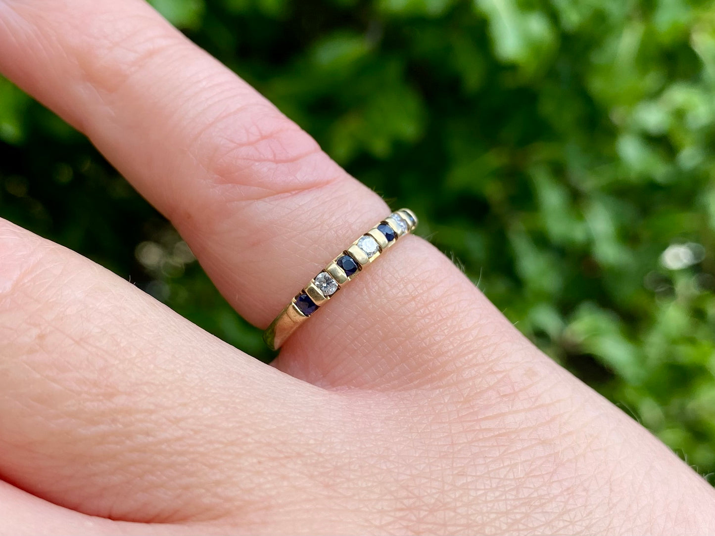 9ct Gold Sapphire & Diamond Ring