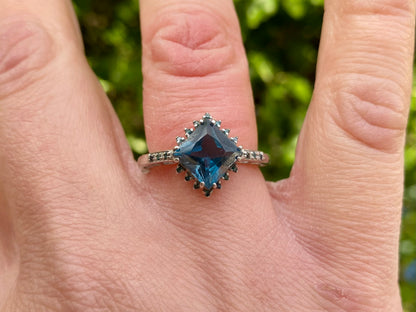 9ct Gold Topaz & Blue Diamond Ring