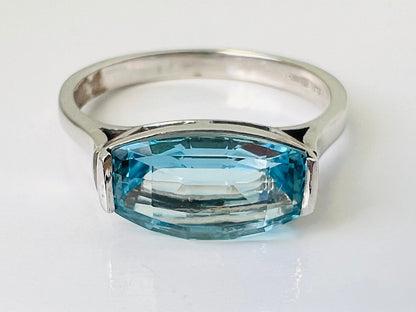 9ct Gold Topaz Ring