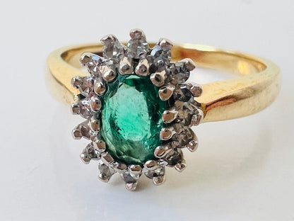 18ct Gold Emerald & Diamond Ring
